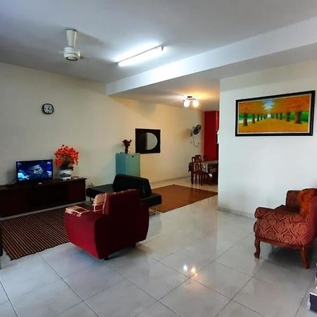Homestay Ipoh Pengkalan Zawiah Exterior photo