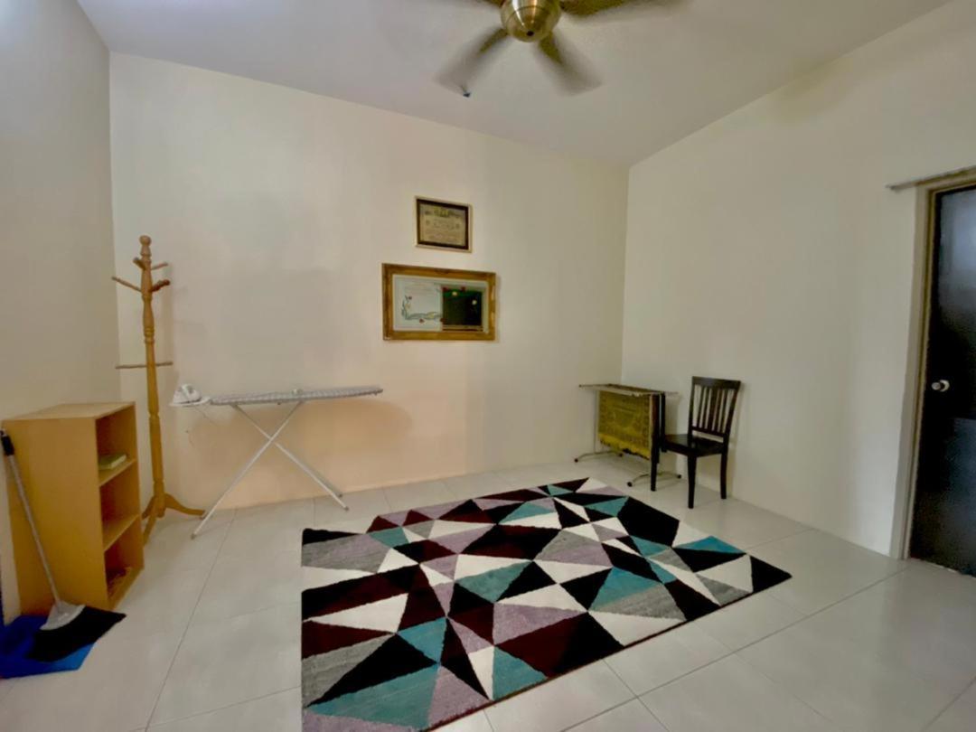 Homestay Ipoh Pengkalan Zawiah Exterior photo