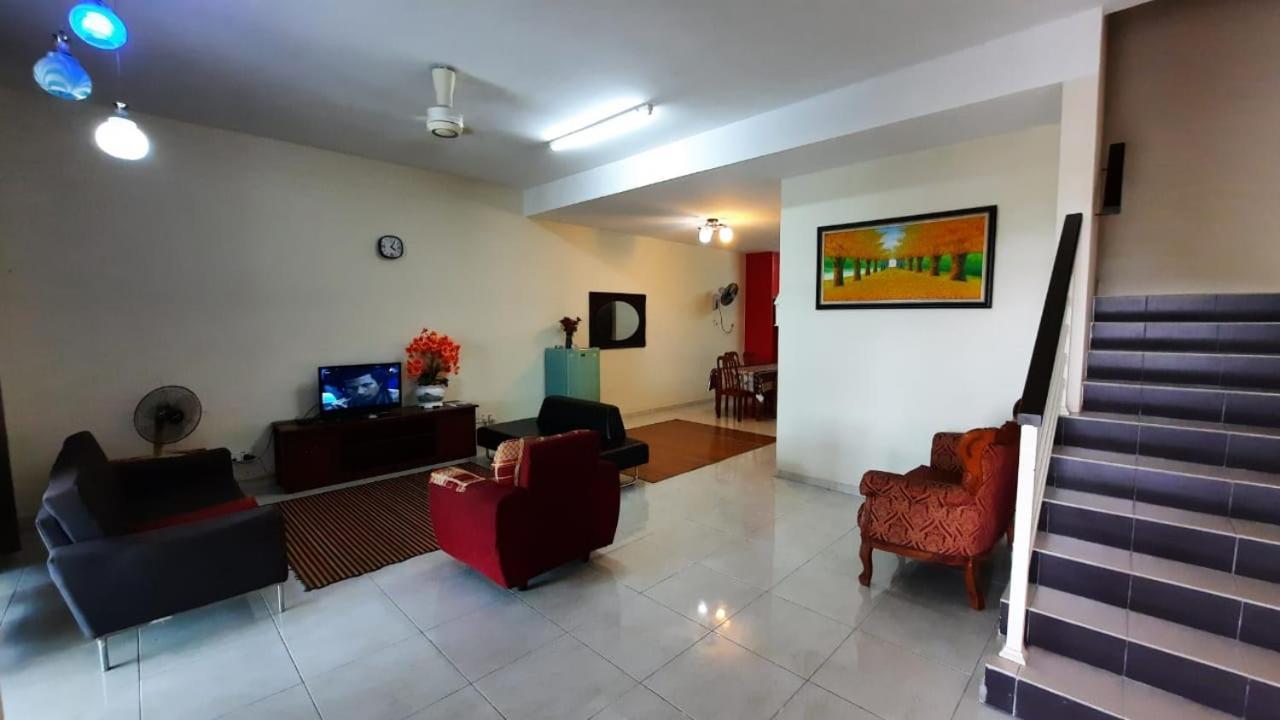 Homestay Ipoh Pengkalan Zawiah Exterior photo